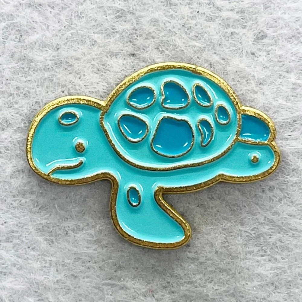 🔮 5/$25 Wishstrings‎ Turtle Pin